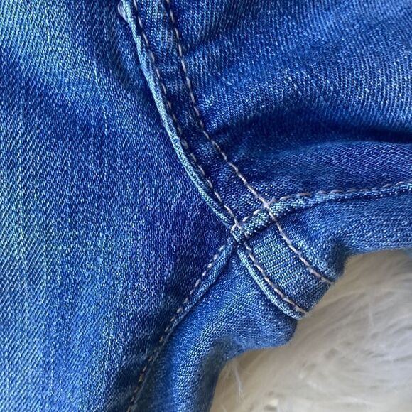 Guess Medium Rise Skinny Distressed Sarah Fit Size 26 - Picture 5 of 12